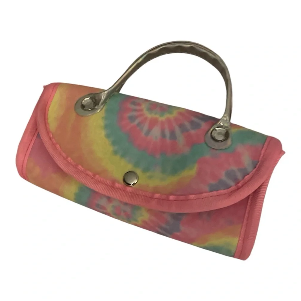 The Children's Place set of Rainbow Tie-Dye Case and heart shaped tinted lenses